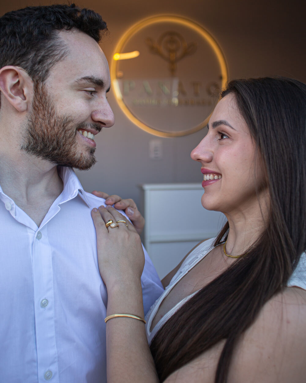 Lucas e Ana Paula na clínica